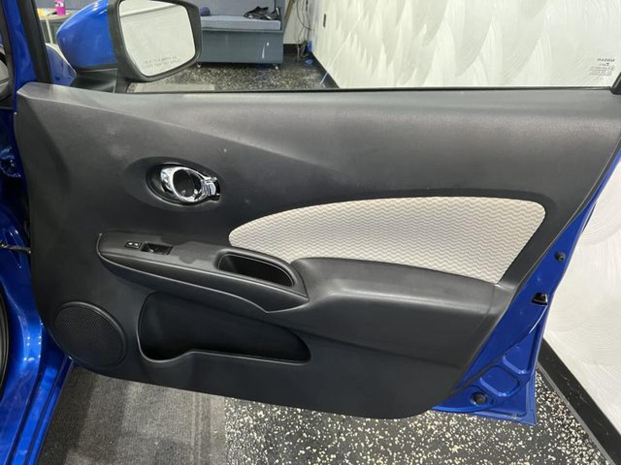 2015 NISSAN Versa Note