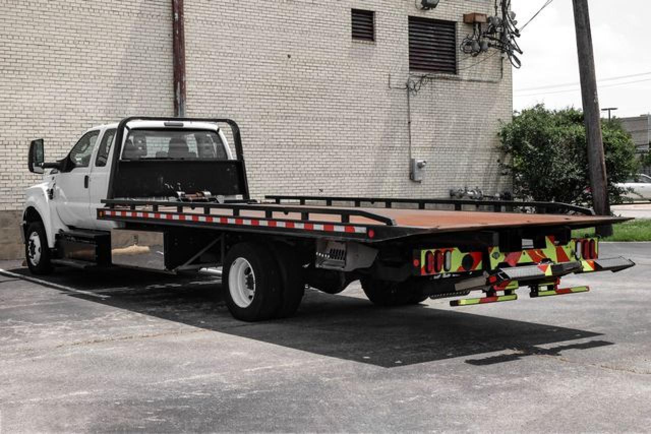 2017 FORD F-650