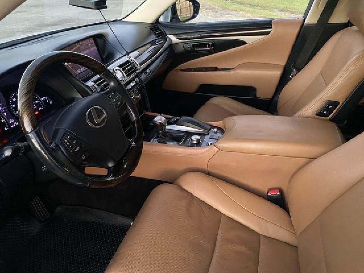2013 LEXUS LS 460