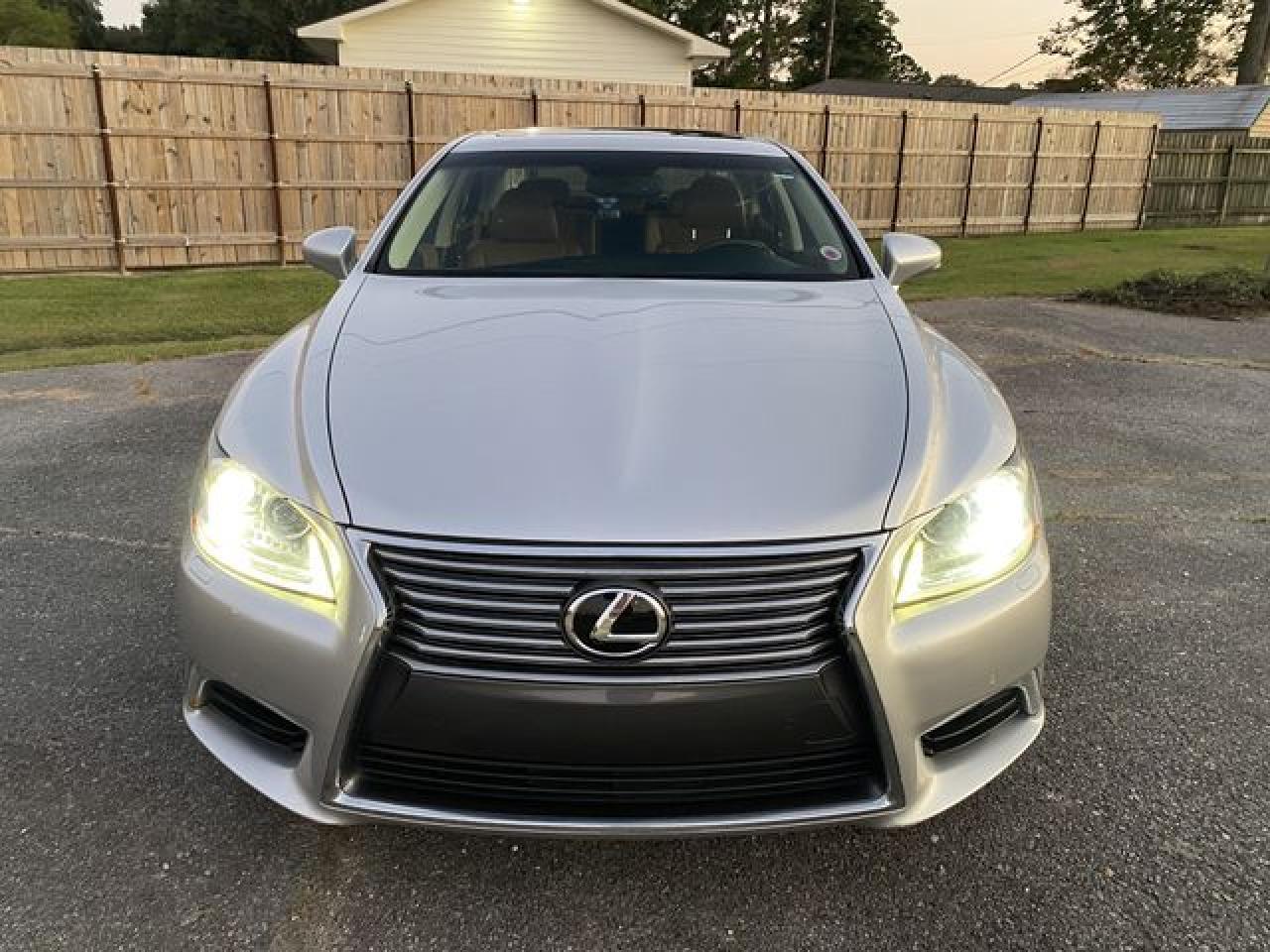 2013 LEXUS LS 460