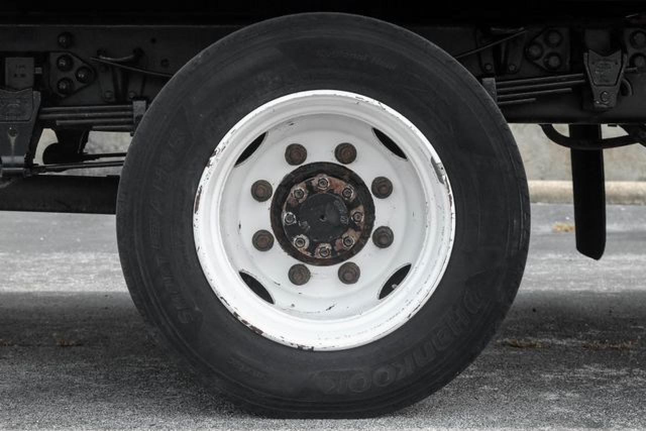 2017 FORD F-650