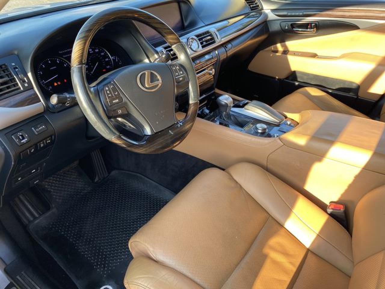 2013 LEXUS LS 460