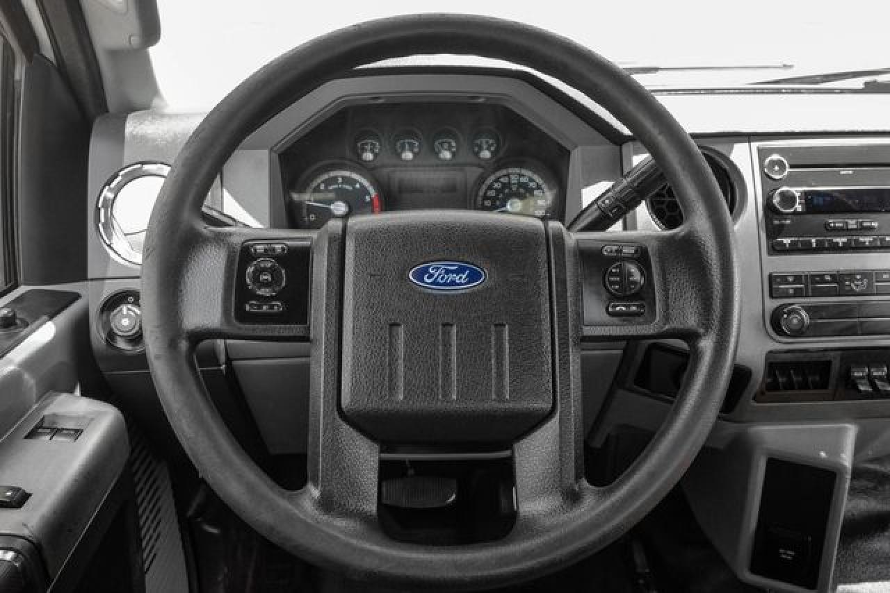 2017 FORD F-650