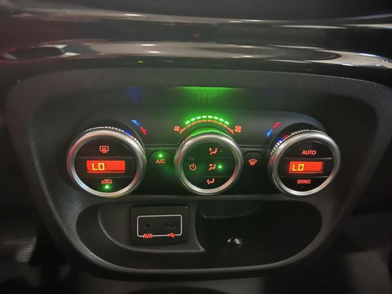 2016 FIAT 500L