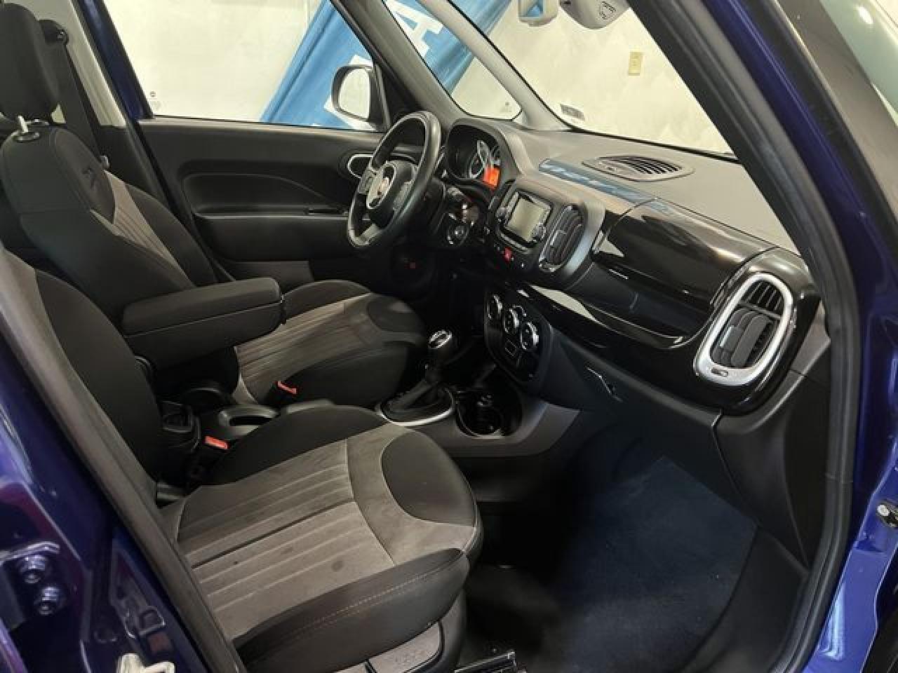 2016 FIAT 500L