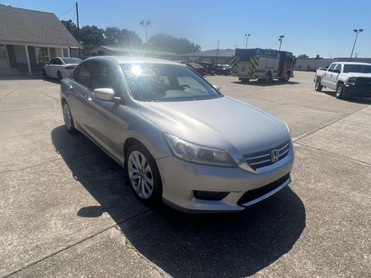 2015 HONDA ACCORD