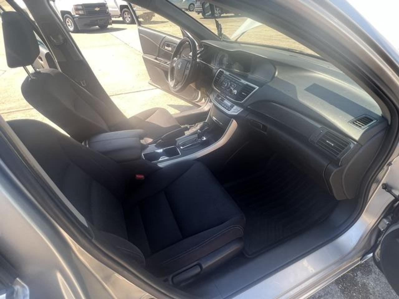 2015 HONDA ACCORD