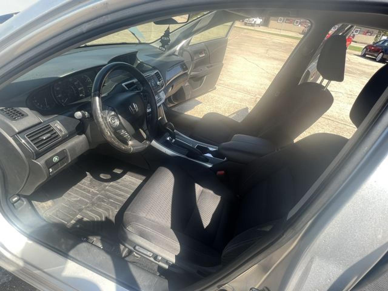 2015 HONDA ACCORD