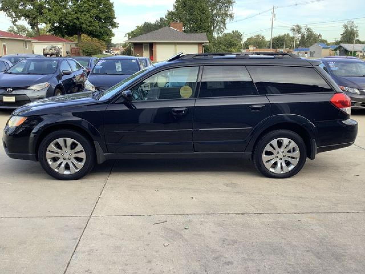 2009 SUBARU Outback