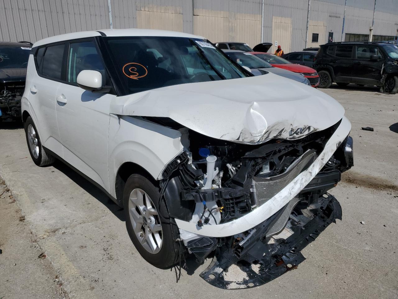 2022 KIA SOUL