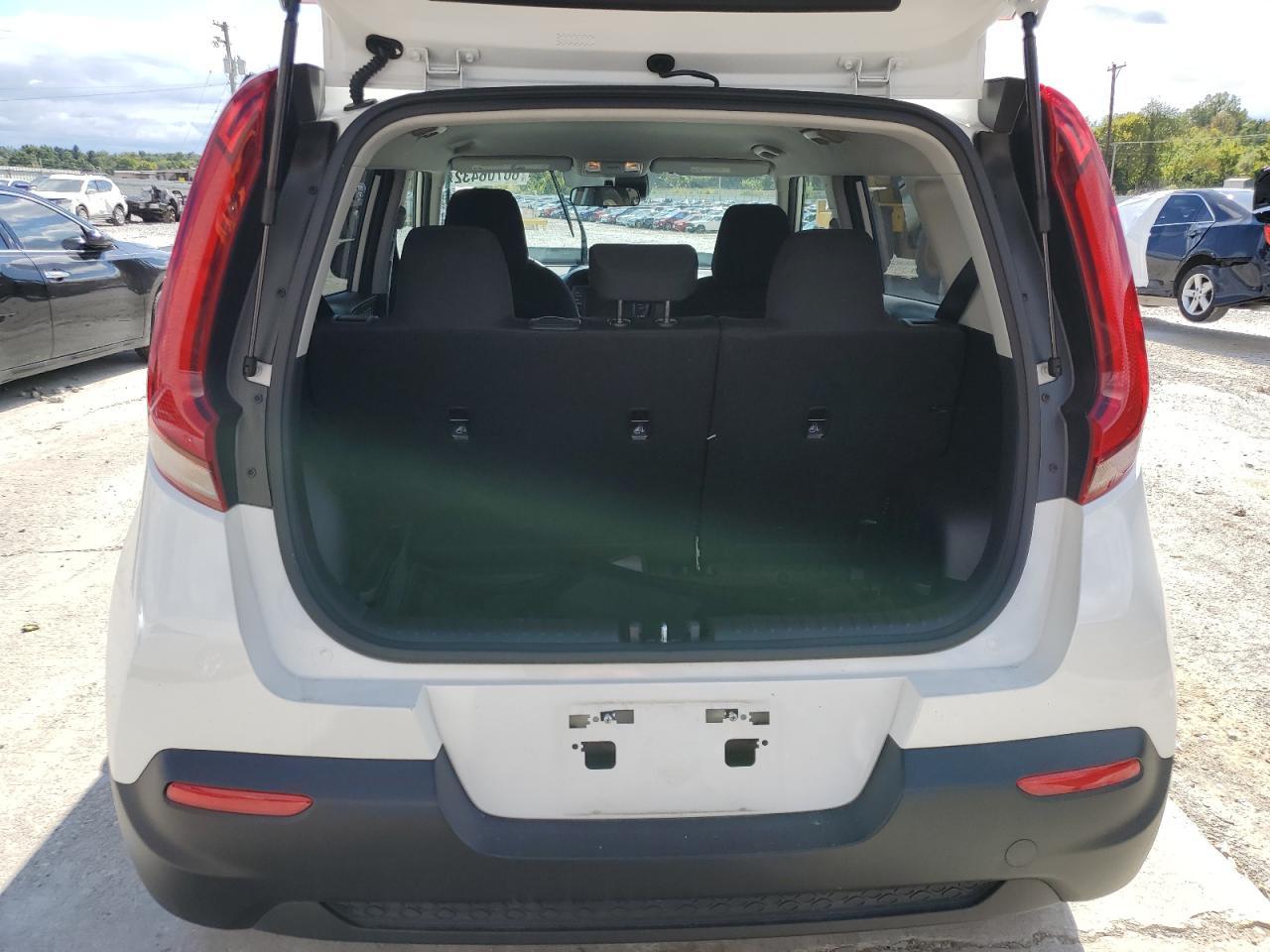 2022 KIA SOUL