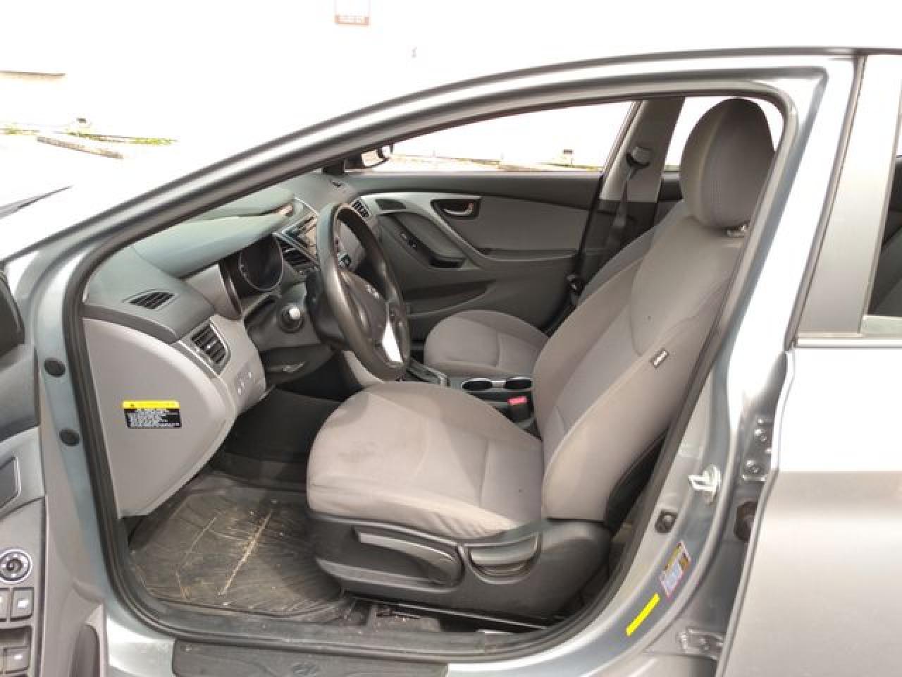 2016 HYUNDAI ELANTRA
