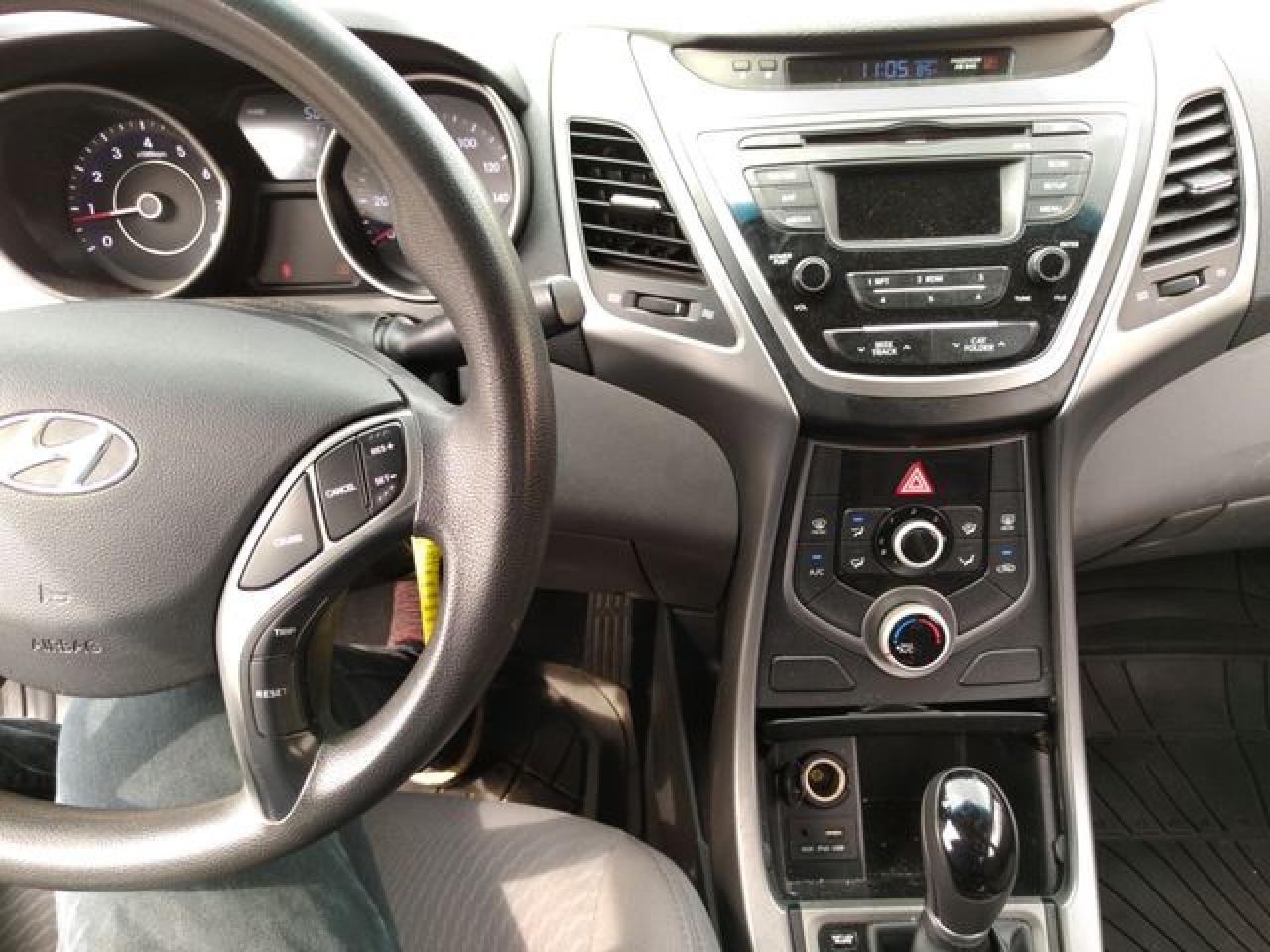 2016 HYUNDAI ELANTRA