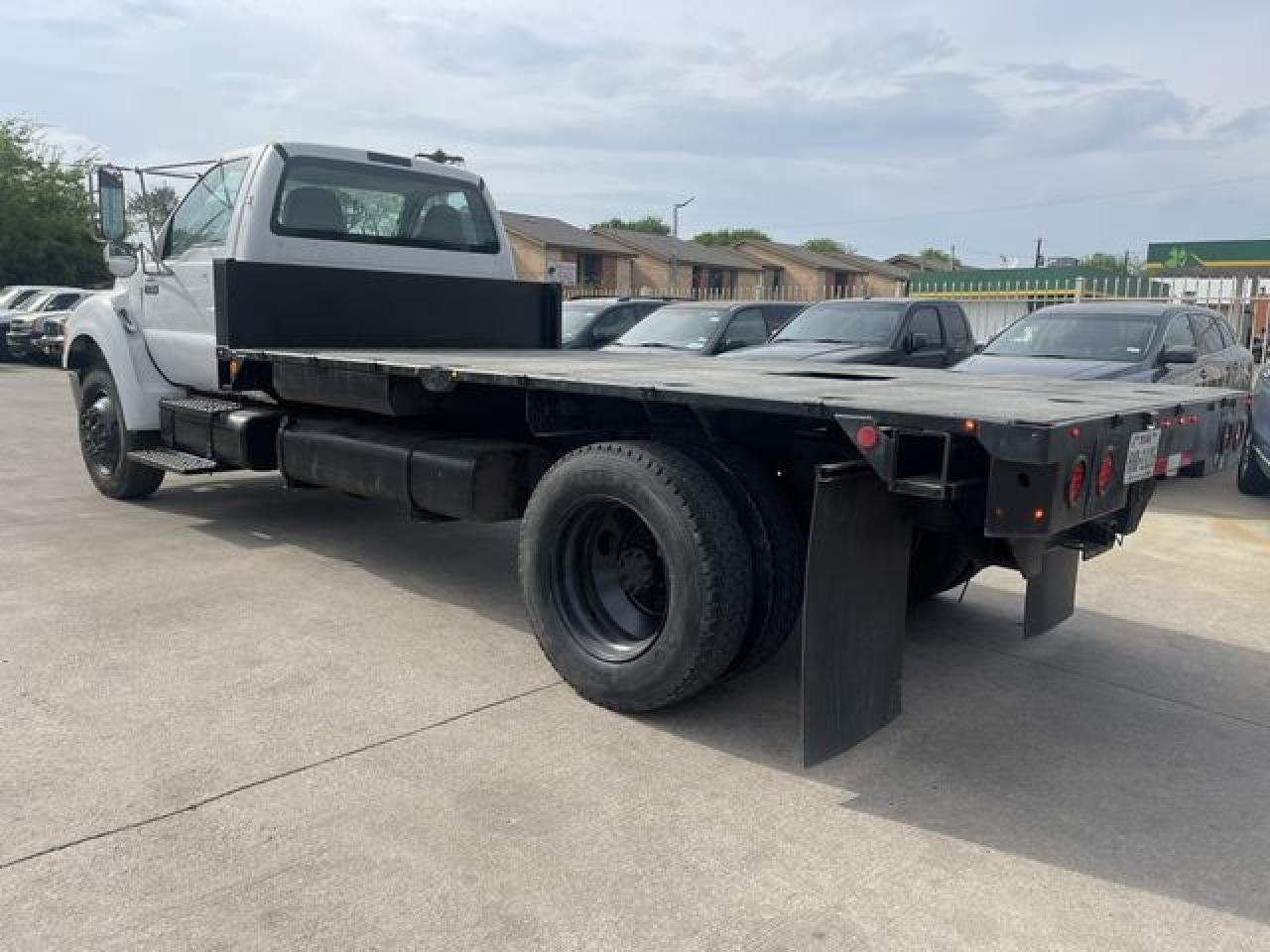 2010 FORD F-750