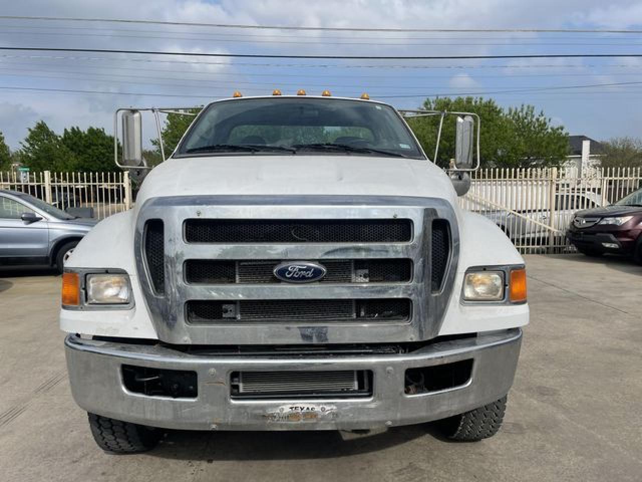 2010 FORD F-750