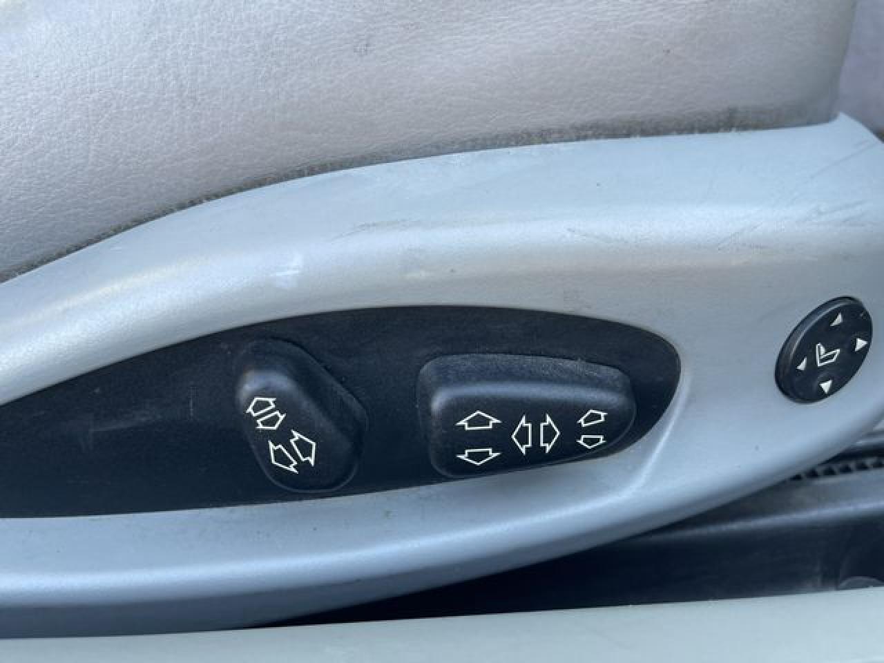 2005 BMW 3 SERIES