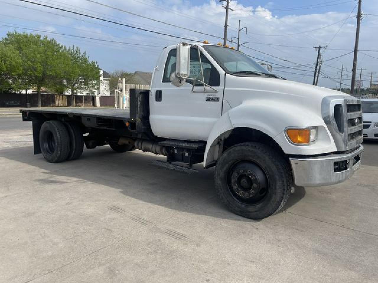 2010 FORD F-750