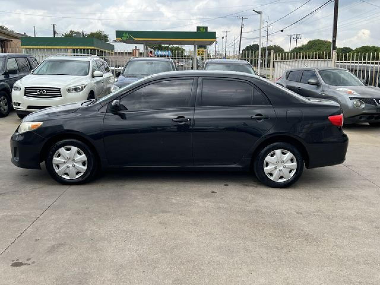 2011 TOYOTA COROLLA