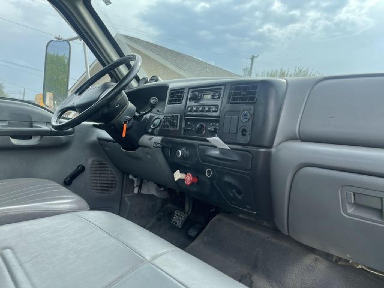2010 FORD F-750