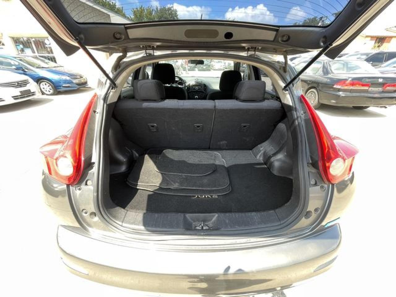 2012 NISSAN Juke