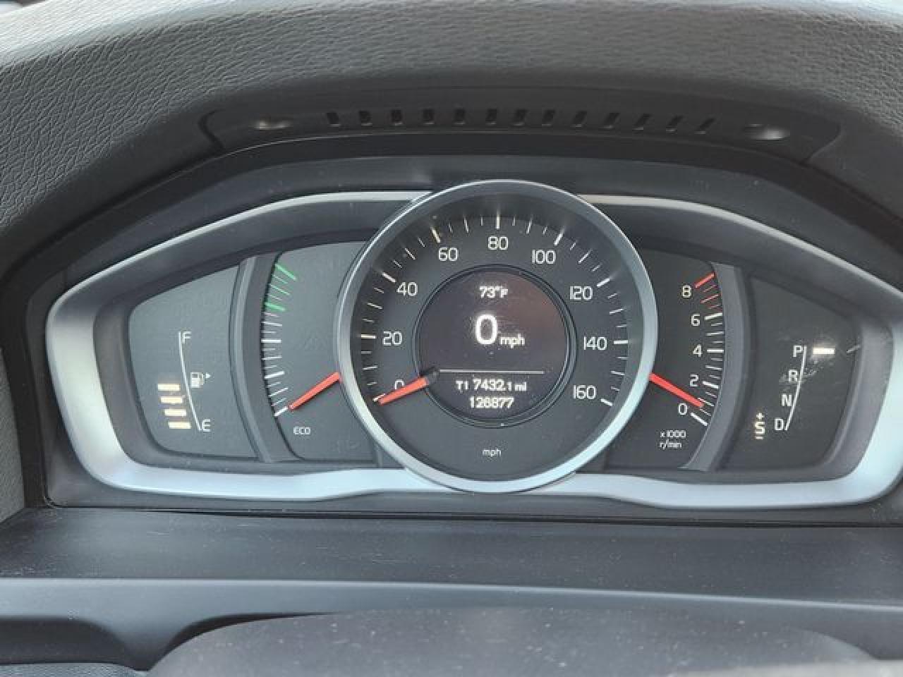 2014 VOLVO S60