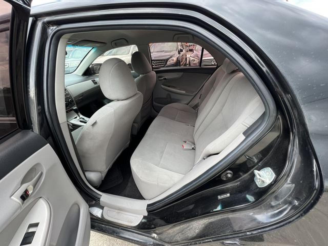 2011 TOYOTA COROLLA