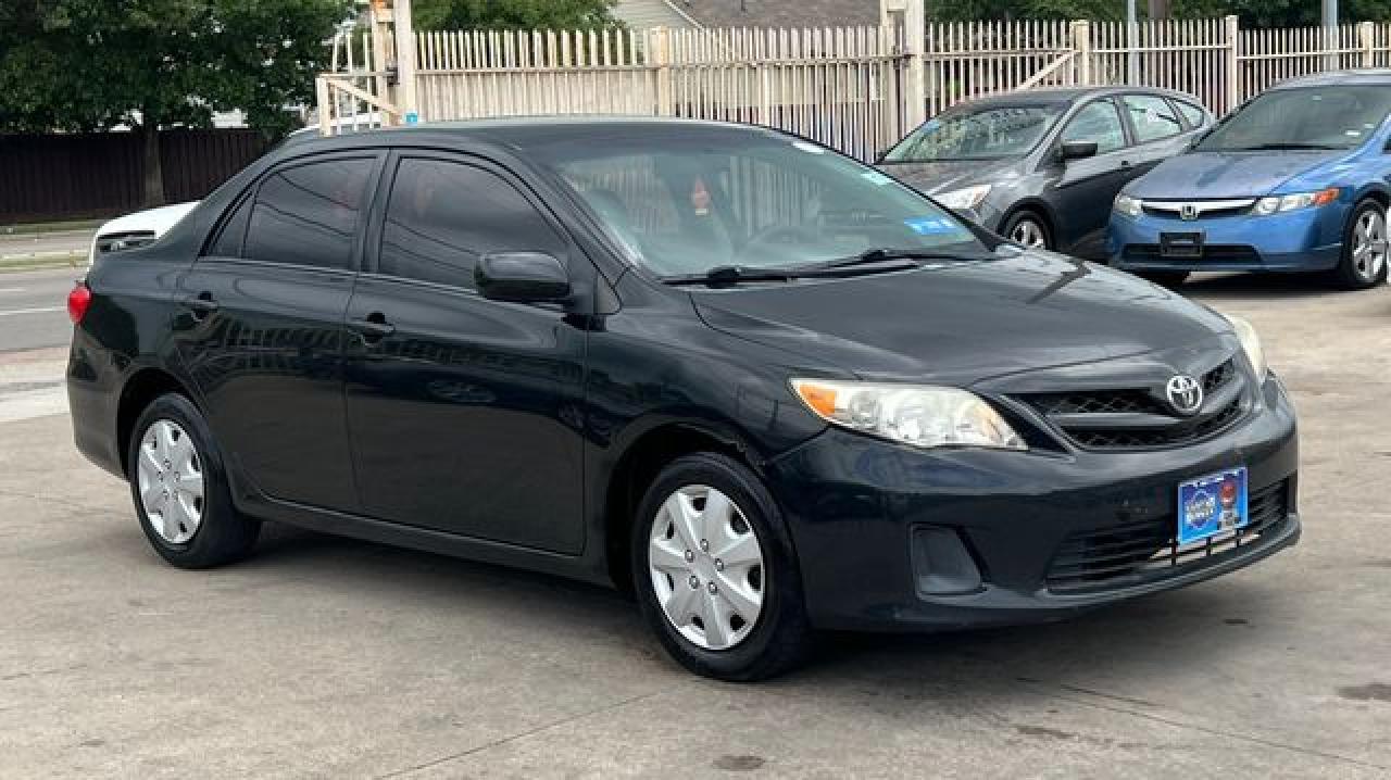 2011 TOYOTA COROLLA