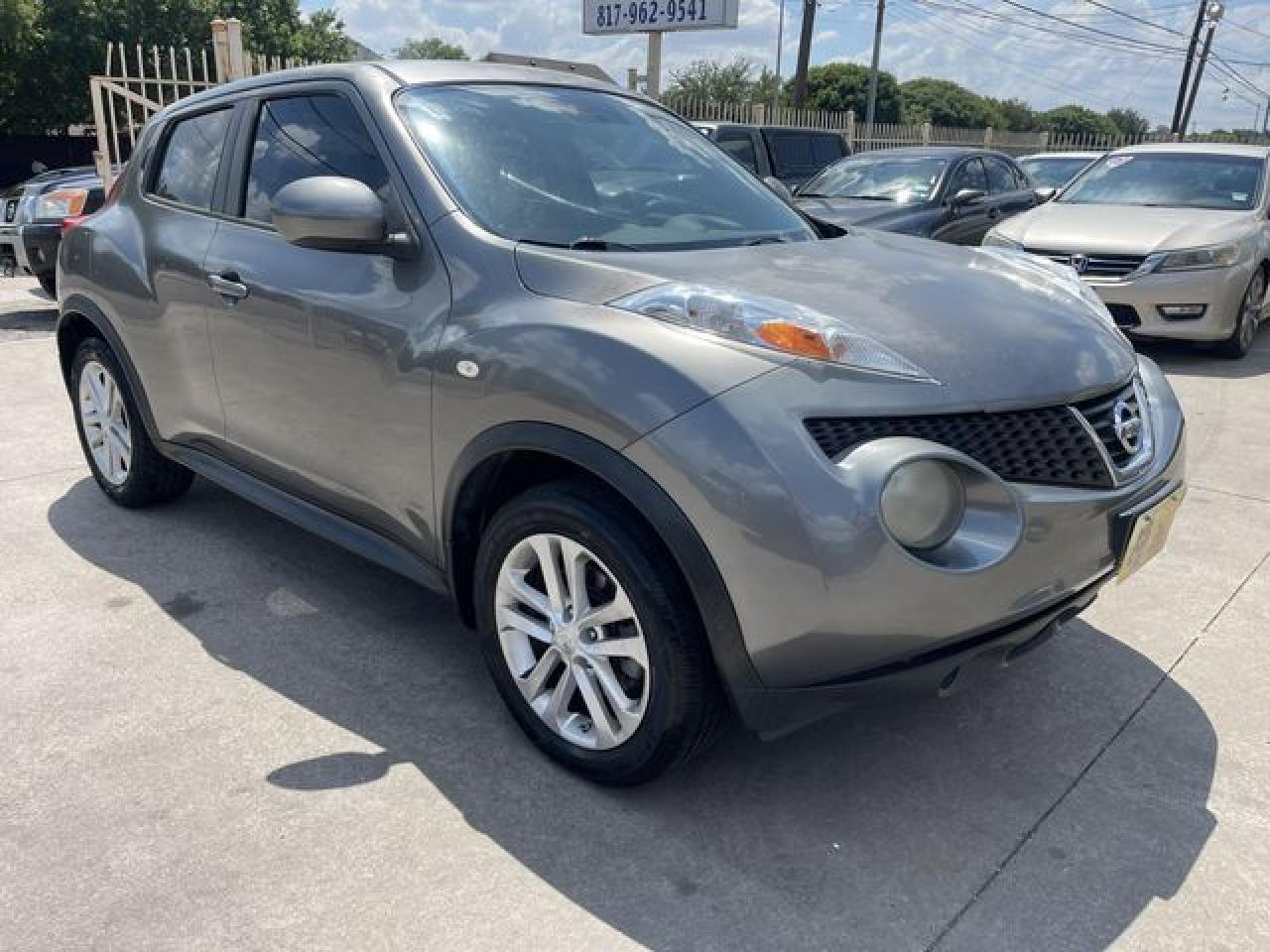 2012 NISSAN Juke