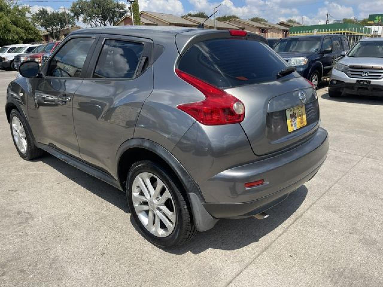 2012 NISSAN Juke