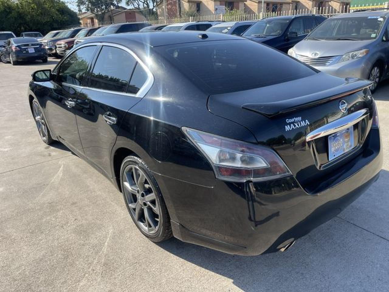 2013 NISSAN Maxima