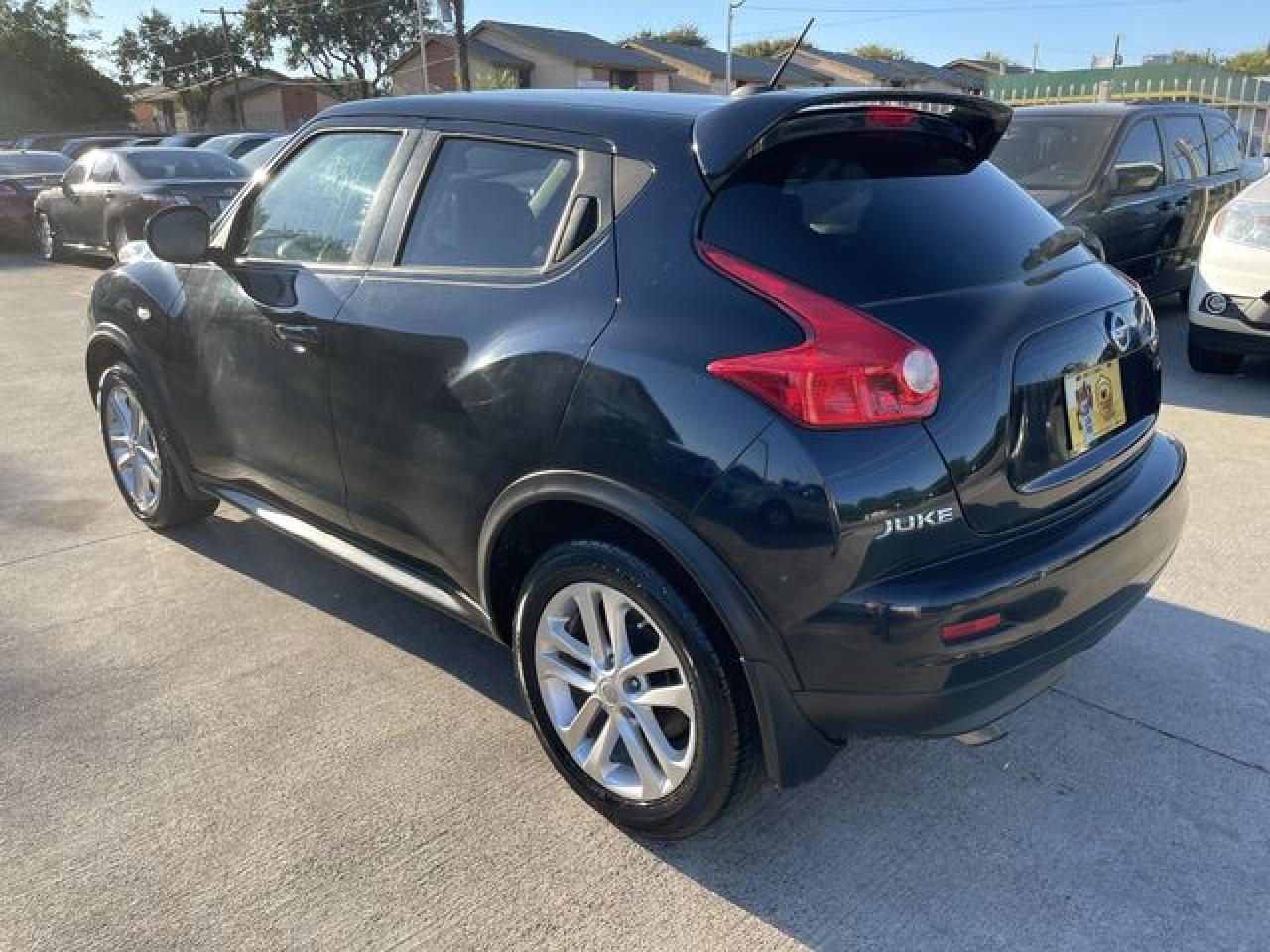 2012 NISSAN Juke
