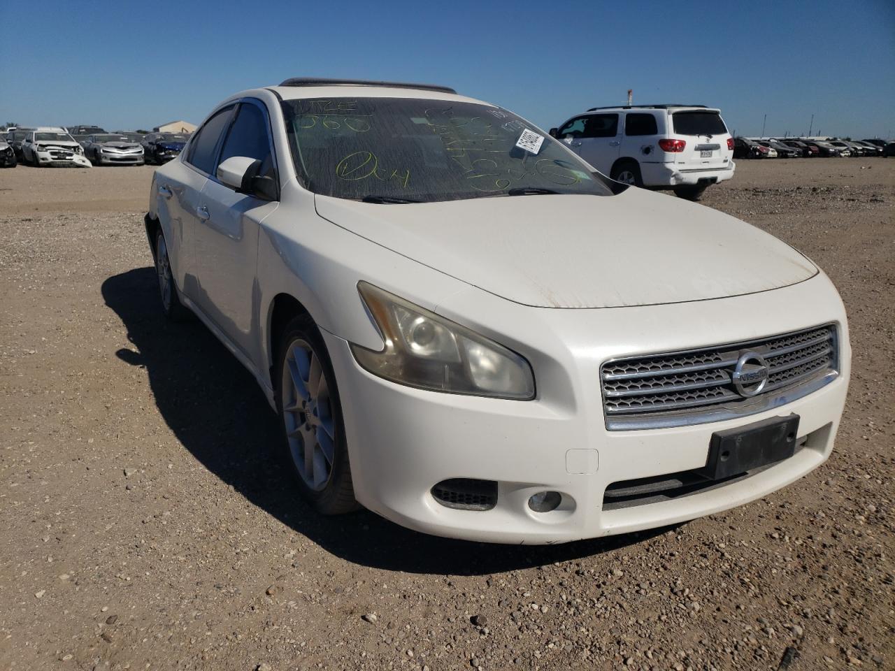 2010 NISSAN Maxima