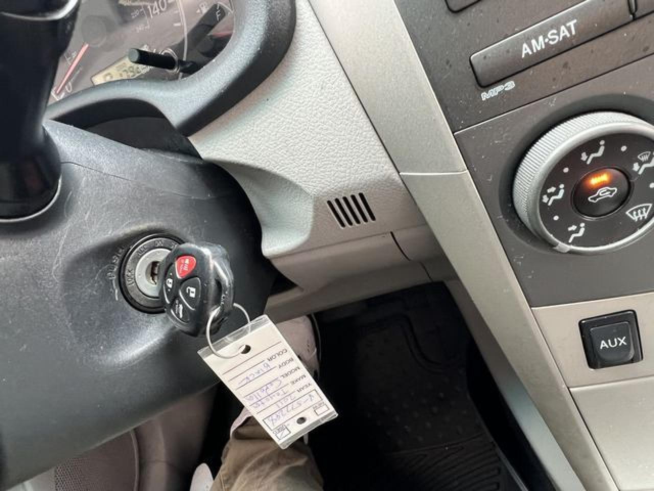 2011 TOYOTA COROLLA