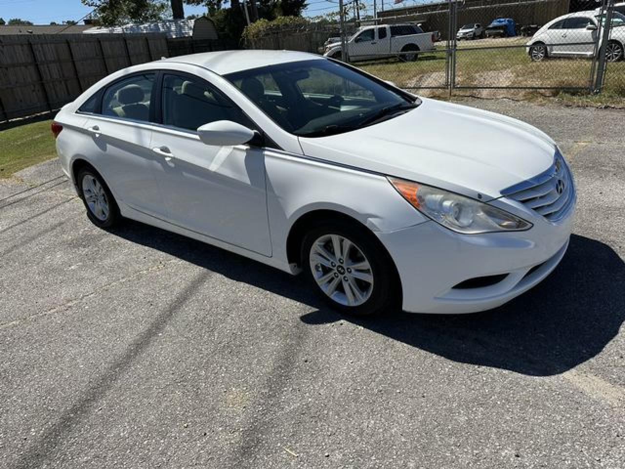 2011 HYUNDAI SONATA