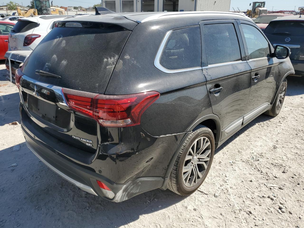 2018 MITSUBISHI outlander