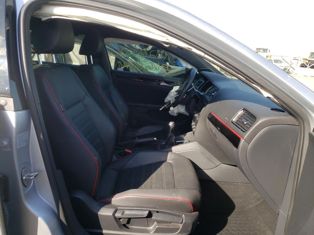 2015 VOLKSWAGEN JETTA