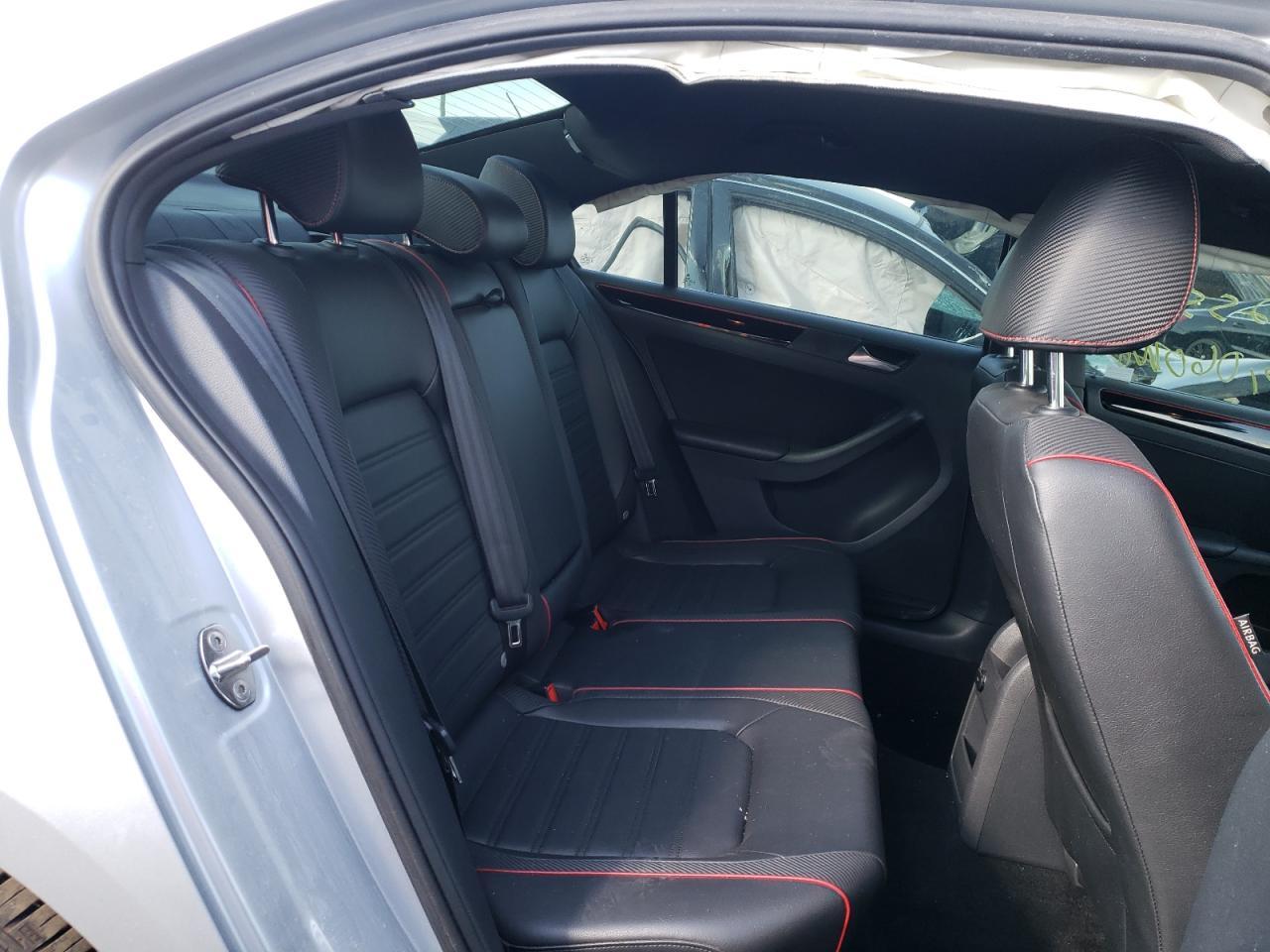 2015 VOLKSWAGEN JETTA
