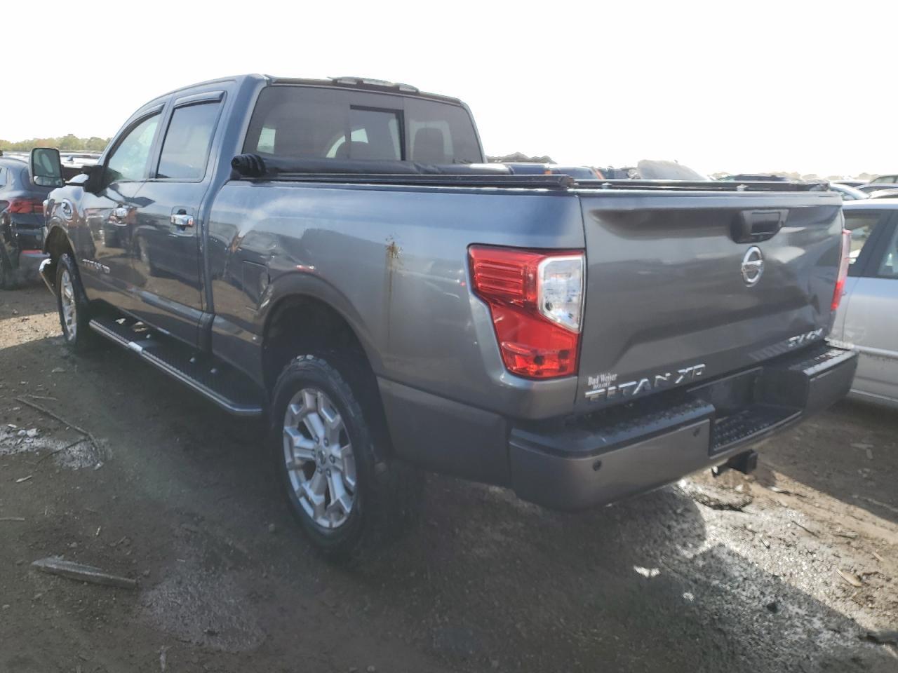 2016 NISSAN Titan