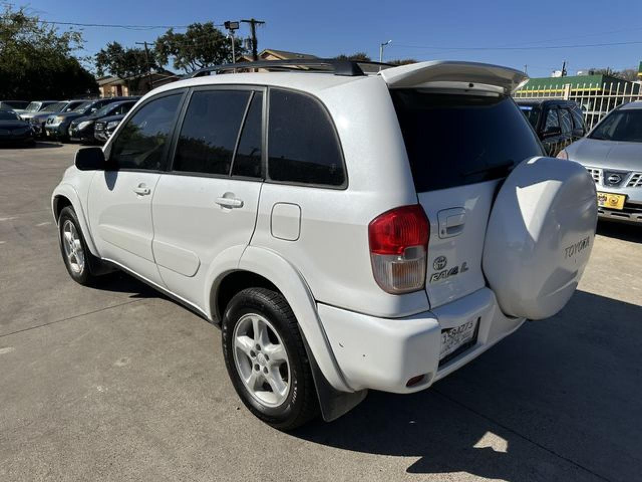 2002 TOYOTA RAV4