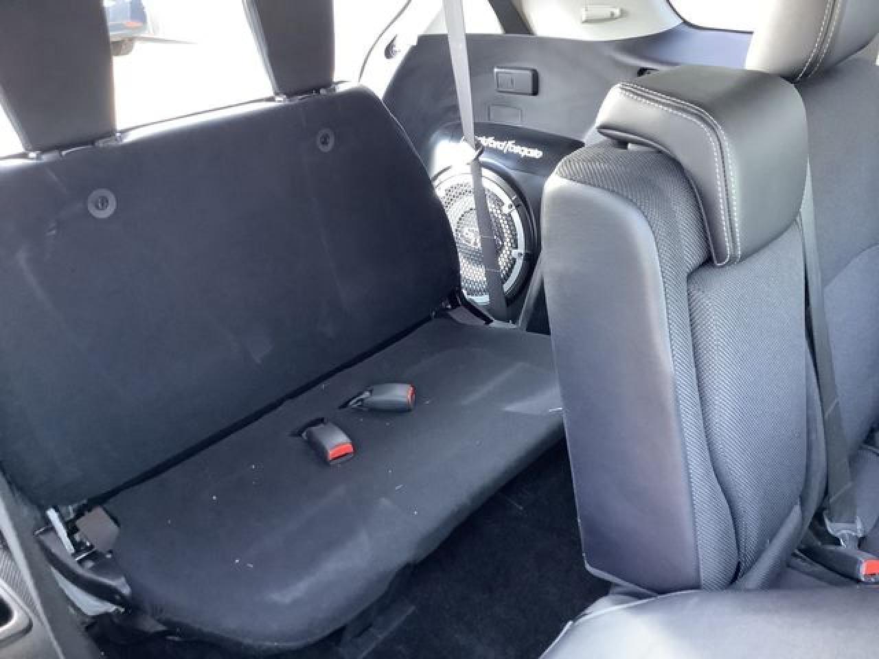 2011 MITSUBISHI outlander