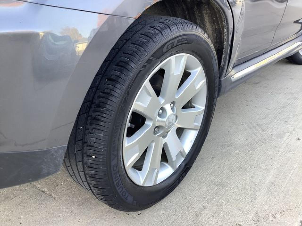2011 MITSUBISHI outlander