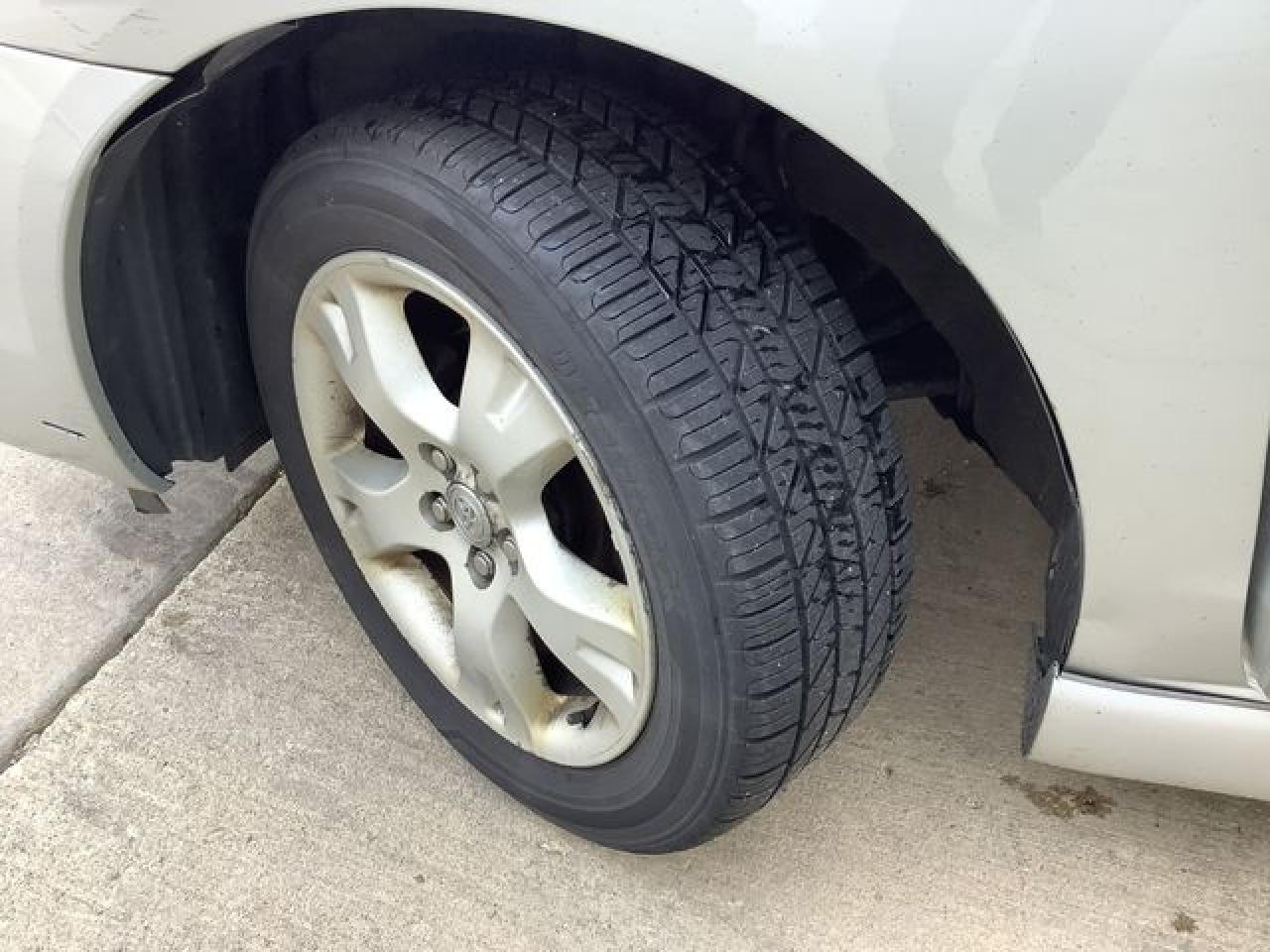 2004 TOYOTA COROLLA