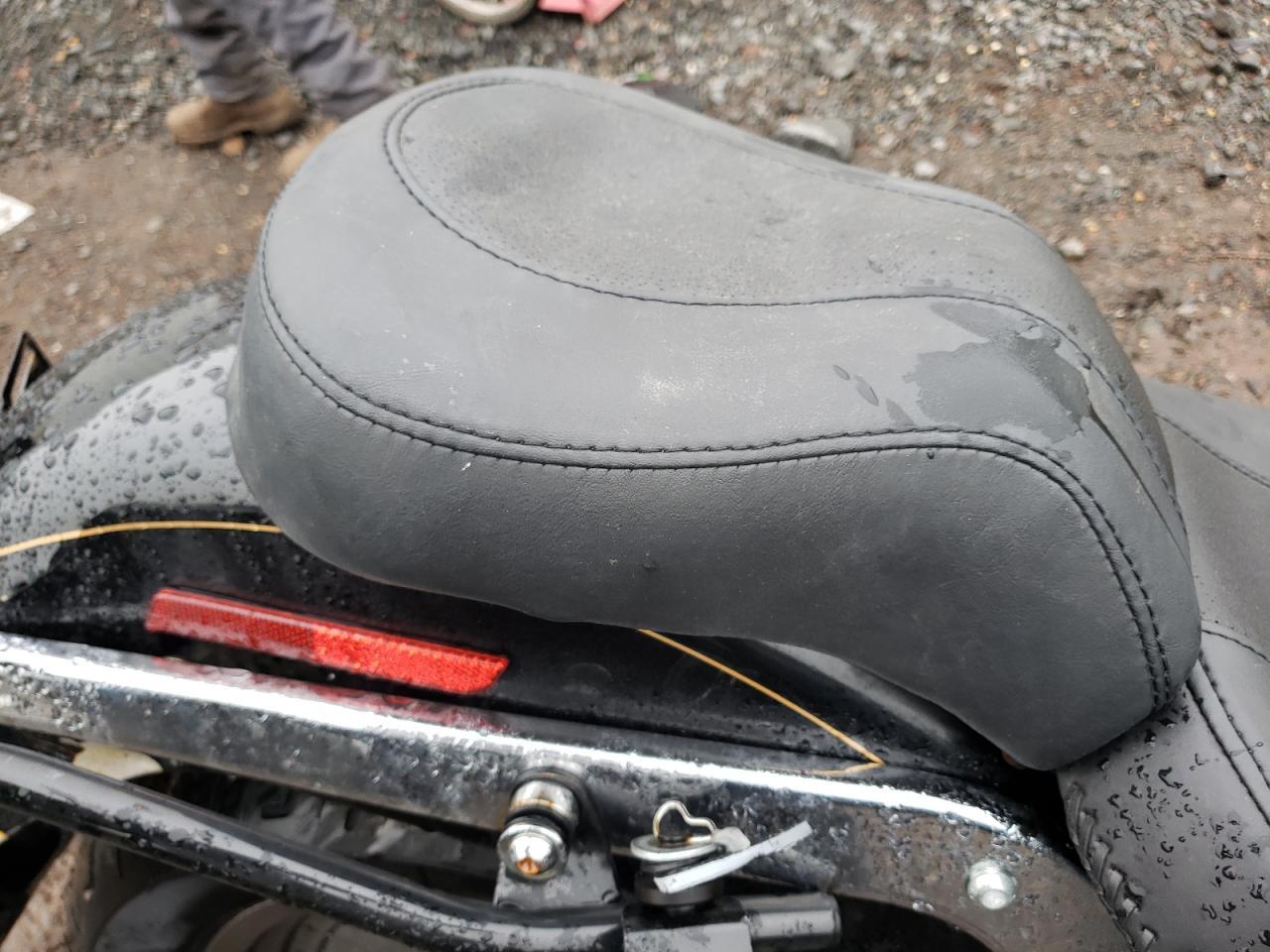 2005 HARLEY-DAVIDSON Flstfi