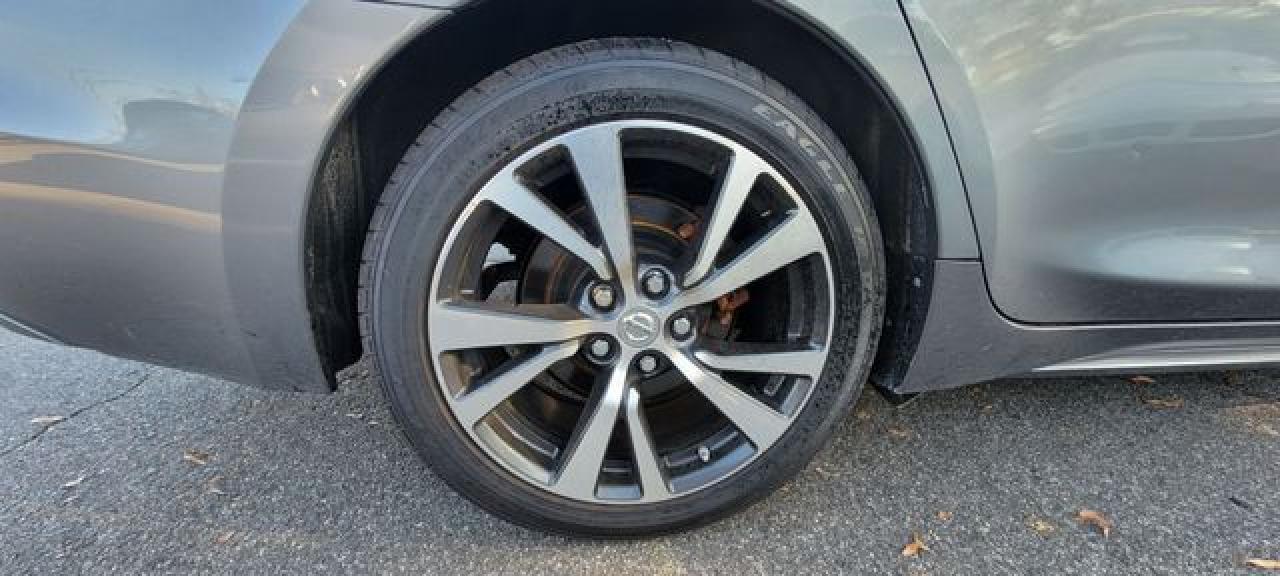 2016 NISSAN Maxima