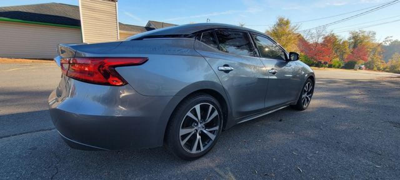 2016 NISSAN Maxima