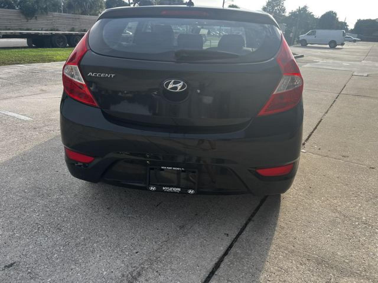 2014 HYUNDAI ACCENT