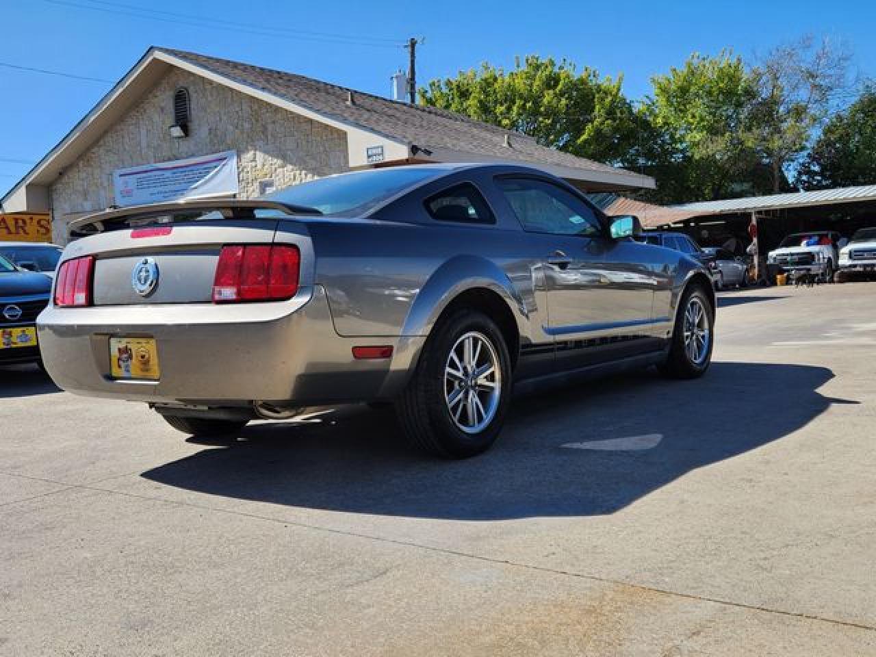 2005 FORD MUSTANG