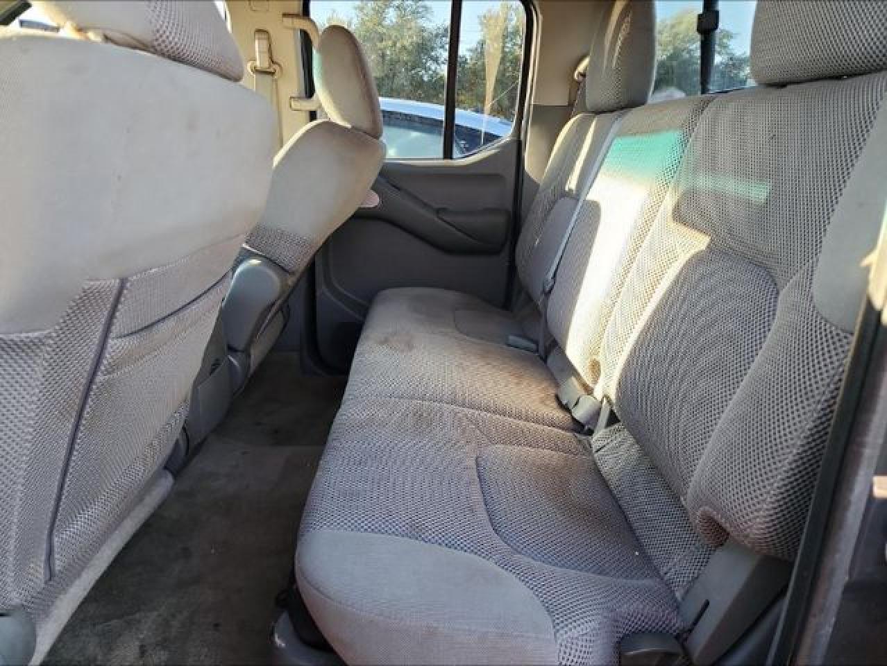 2014 NISSAN Frontier