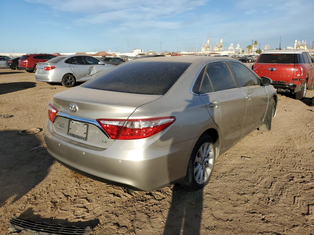 2016 TOYOTA CAMRY
