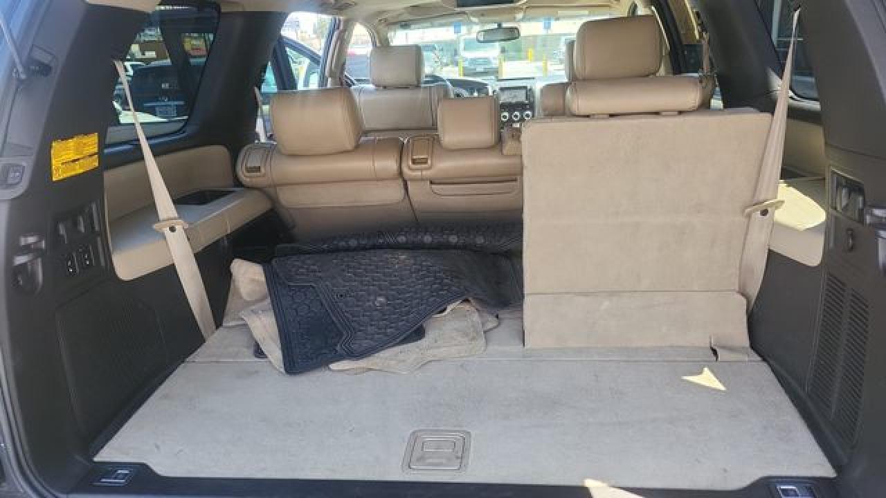 2010 TOYOTA Sequoia